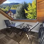 T2 Spacieux Et Lumineux Avec 2 Terrasses Sud Et Est, Proche Centre Village *