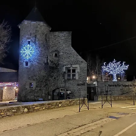 T2 Spacieux Et Lumineux Avec 2 Terrasses Sud Et Est, Proche Centre Village Apartamento