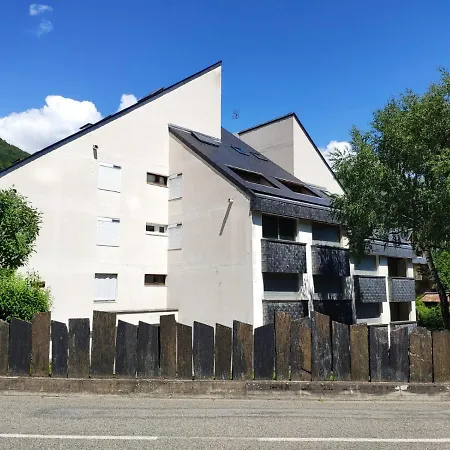 Apartamento T2 Spacieux Et Lumineux Avec 2 Terrasses Sud Et Est, Proche Centre Village *