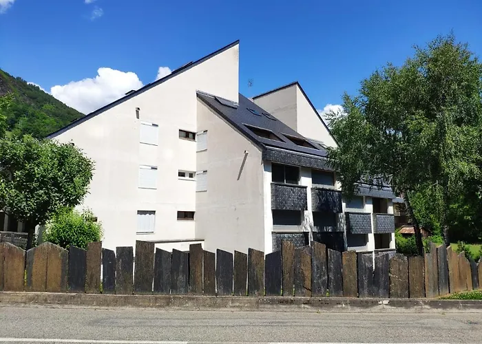 Апартаменты T2 Spacieux Et Lumineux Avec 2 Terrasses Sud Et Est, Proche Centre Village *