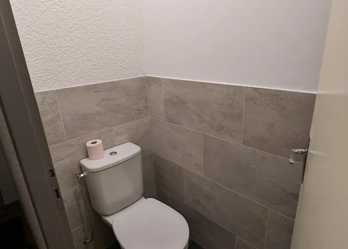 T2 Spacieux Et Lumineux Avec 2 Terrasses Sud Et Est, Proche Centre Village Сен-Лари-Сулан